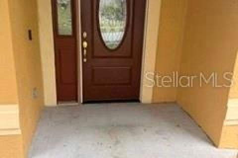 Villa ou maison à vendre à Groveland, Floride: 4 chambres, 177.63 m2 № 2406447 - photo 2