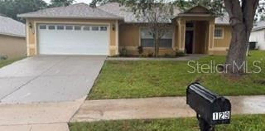 Villa ou maison à Groveland, Floride 4 chambres, 177.63 m2 № 2406447