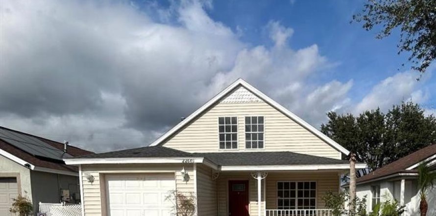 House in Lutz, Florida 3 bedrooms, 133.59 sq.m. № 2210021