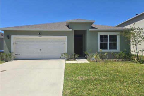 House in Kissimmee, Florida 4 bedrooms, 171.5 sq.m. № 1662466 - photo 1