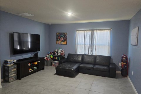 House in Kissimmee, Florida 4 bedrooms, 171.5 sq.m. № 1662466 - photo 17
