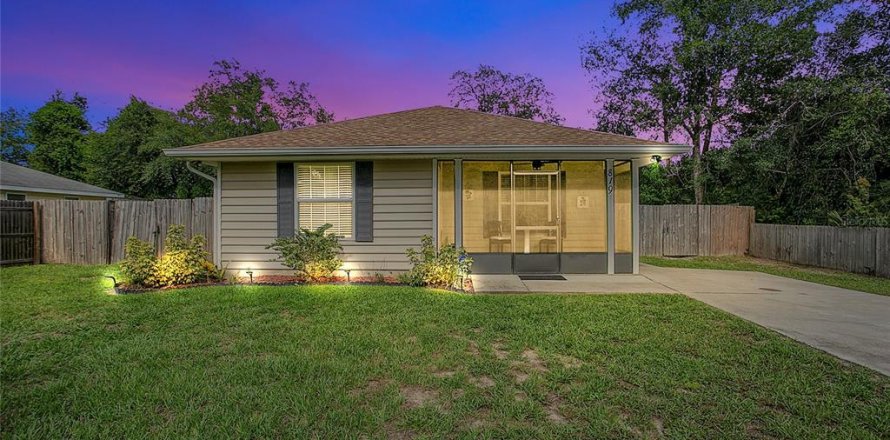 Casa en Orange City, Florida 3 dormitorios, 112.41 m2 № 1822554