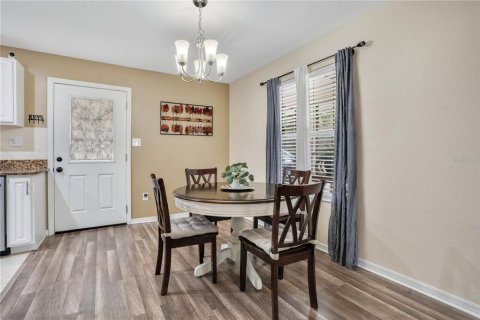 Casa en venta en Orange City, Florida, 3 dormitorios, 112.41 m2 № 1822554 - foto 9