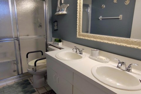 House in Port St. Lucie, Florida 2 bedrooms, 114.55 sq.m. № 2086486 - photo 24