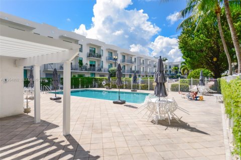 Condominio en alquiler en Hollywood, Florida, 3 dormitorios, 197.6 m2 № 2009278 - foto 15