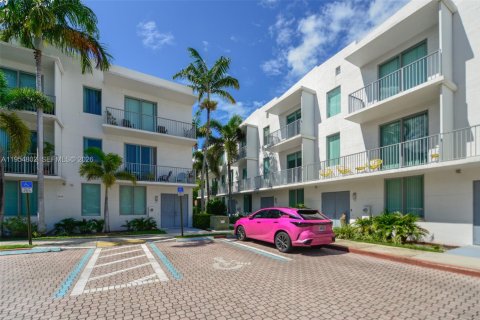 Condominio en alquiler en Hollywood, Florida, 3 dormitorios, 197.6 m2 № 2009278 - foto 24