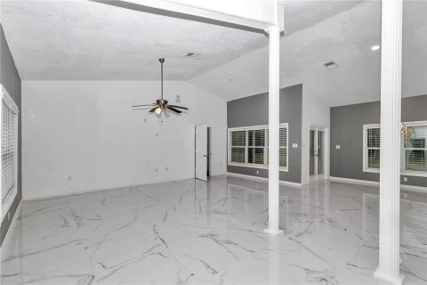 Villa ou maison à vendre à Ocala, Floride: 3 chambres, 178.93 m2 № 1766070 - photo 21