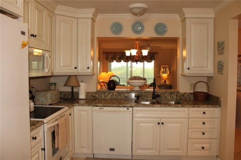 Condo in Palmetto, Florida, 1 bedroom  № 861788 - photo 11