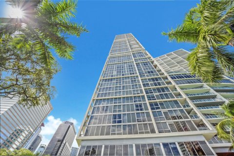 Condominio en alquiler en Miami, Florida, 2 dormitorios, 123.28 m2 № 1947542 - foto 25