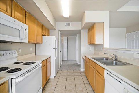 Copropriété à louer à Sarasota, Floride: 3 chambres, 121.7 m2 № 2379111 - photo 12