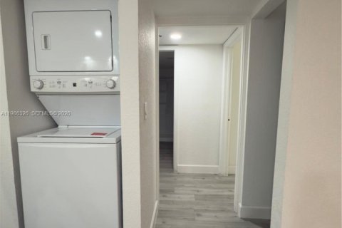 Copropriété à louer à Coral Springs, Floride: 2 chambres, 78.04 m2 № 2047928 - photo 5