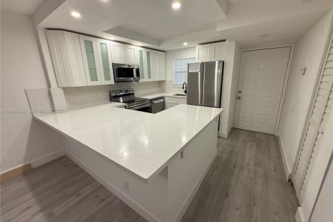 Condo à Coral Springs, Floride, 2 chambres  № 2047928