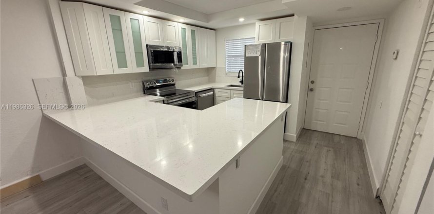 Condo à Coral Springs, Floride, 2 chambres  № 2047928