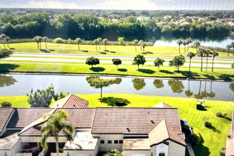 House in Boynton Beach, Florida 3 bedrooms, 132.66 sq.m. № 1009652 - photo 1