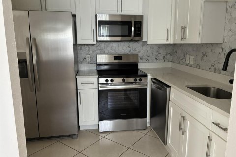 Condo in Delray Beach, Florida, 1 bedroom  № 2361847 - photo 8
