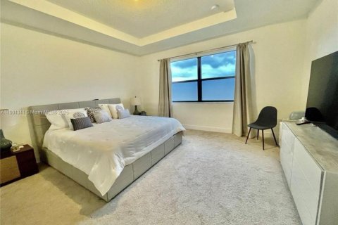 Villa ou maison à vendre à Miami Lakes, Floride: 5 chambres, 283.35 m2 № 1954901 - photo 13