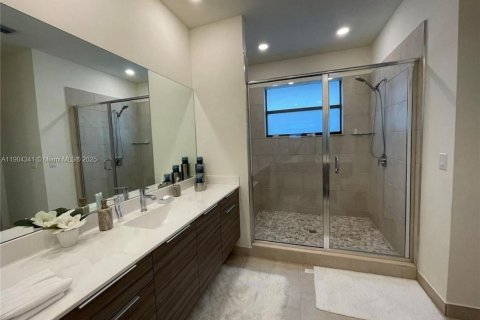 Villa ou maison à vendre à Miami Lakes, Floride: 5 chambres, 283.35 m2 № 1954901 - photo 18