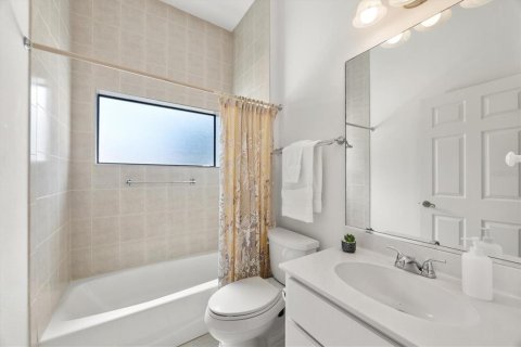 Купить кондоминиум в Нокомис, Флорида 10 комнат, 146.79м2, № 1856276 - фото 28