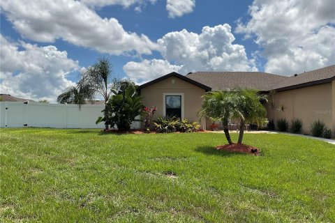 Villa ou maison à vendre à Mascotte, Floride: 3 chambres, 155.98 m2 № 1881099 - photo 4
