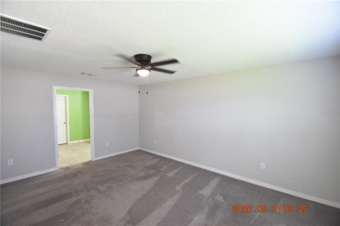 Villa ou maison à louer à Riverview, Floride: 4 chambres, 178.19 m2 № 2341779 - photo 16
