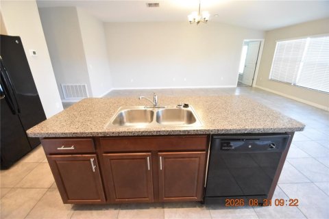 Villa ou maison à louer à Riverview, Floride: 4 chambres, 178.19 m2 № 2341779 - photo 13