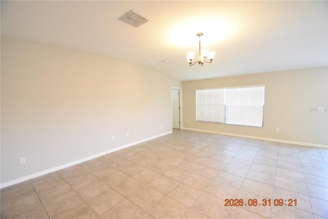 Villa ou maison à louer à Riverview, Floride: 4 chambres, 178.19 m2 № 2341779 - photo 3