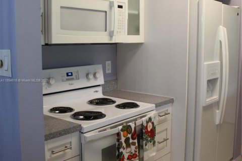 Copropriété à louer à Miami, Floride: 2 chambres, 99.87 m2 № 1947436 - photo 9