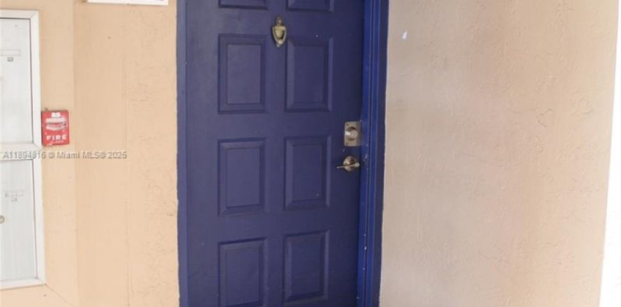 Condo à Miami, Floride, 2 chambres  № 1947436