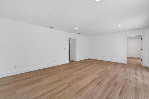 Villa ou maison à vendre à Gulfport, Floride: 3 chambres, 165.27 m2 № 2148156 - photo 30