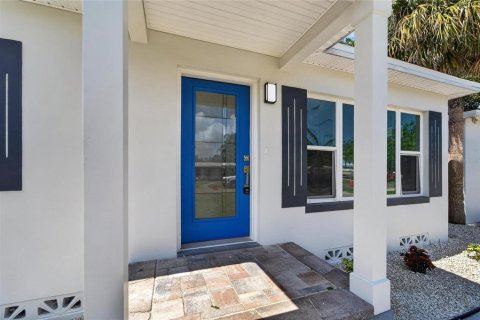 Villa ou maison à vendre à Gulfport, Floride: 3 chambres, 165.27 m2 № 2148156 - photo 5