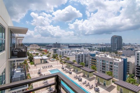 Copropriété à vendre à Tampa, Floride: 2 chambres, 122.63 m2 № 2433270 - photo 30