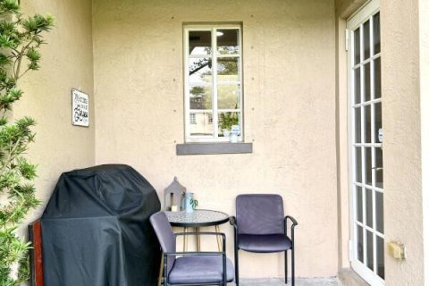 Townhouse in Riviera Beach, Florida 2 bedrooms, 113.53 sq.m. № 2193059 - photo 23