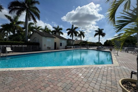 Copropriété à vendre à Doral, Floride: 3 chambres, 112.13 m2 № 2024650 - photo 29