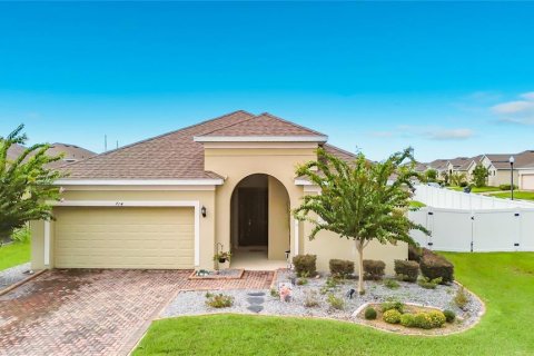 Villa ou maison à Davenport, Floride 4 chambres, 171.5 m2 № 2389159