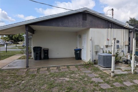 Casa en venta en North Port, Florida, 2 dormitorios, 145.76 m2 № 1675420 - foto 8