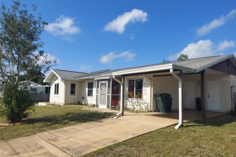 Casa en venta en North Port, Florida, 2 dormitorios, 145.76 m2 № 1675420 - foto 5
