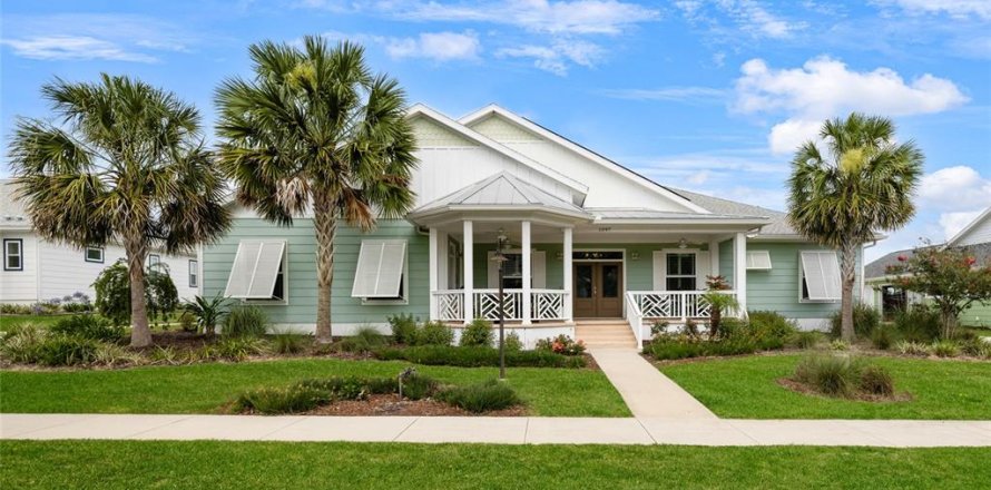 Casa en Lady Lake, Florida 3 dormitorios, 270.62 m2 № 2133589