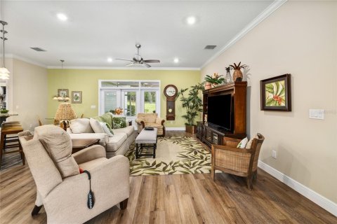 Casa en venta en Lady Lake, Florida, 3 dormitorios, 270.62 m2 № 2133589 - foto 16