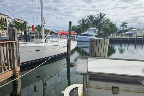 Villa ou maison à vendre à Fort Lauderdale, Floride: 2 chambres, 147.81 m2 № 1986013 - photo 19