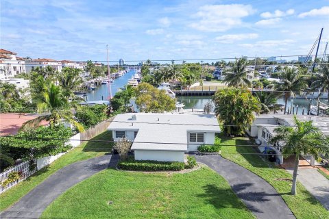 Villa ou maison à vendre à Fort Lauderdale, Floride: 2 chambres, 147.81 m2 № 1986013 - photo 15