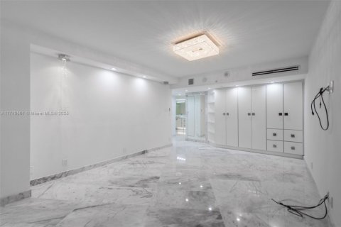 Appartement à louer à Aventura, Floride: 4 chambres, 210.52 m2 № 1860015 - photo 11