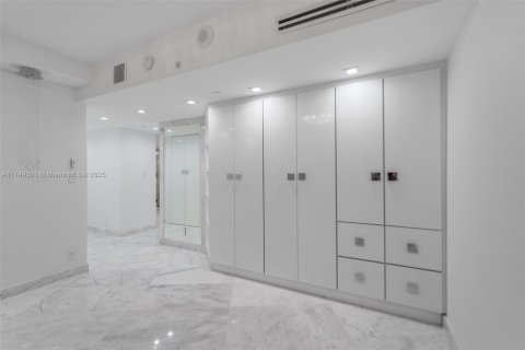 Appartement à louer à Aventura, Floride: 4 chambres, 210.52 m2 № 1860015 - photo 13