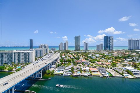 Appartement à louer à Aventura, Floride: 4 chambres, 210.52 m2 № 1860015 - photo 24
