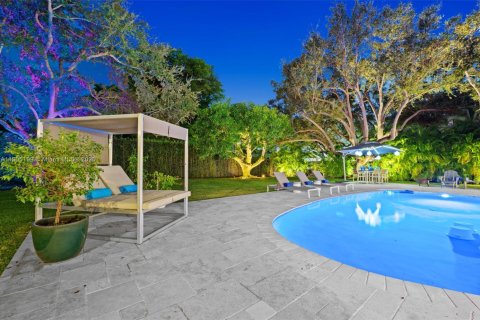 Villa ou maison à vendre à Palmetto Bay, Floride: 3 chambres, 172.24 m2 № 1956620 - photo 27