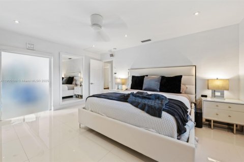 Villa ou maison à vendre à Palmetto Bay, Floride: 3 chambres, 172.24 m2 № 1956620 - photo 17