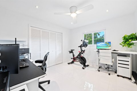 Villa ou maison à vendre à Palmetto Bay, Floride: 3 chambres, 172.24 m2 № 1956620 - photo 16