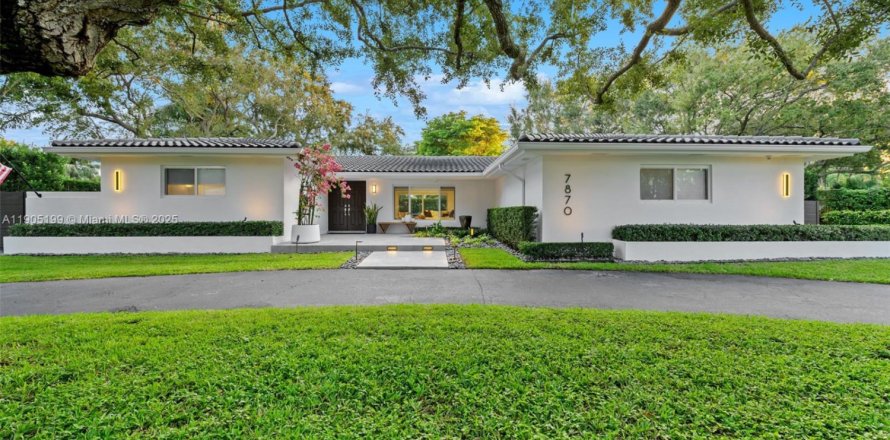 Villa ou maison à Palmetto Bay, Floride 3 chambres, 172.24 m2 № 1956620