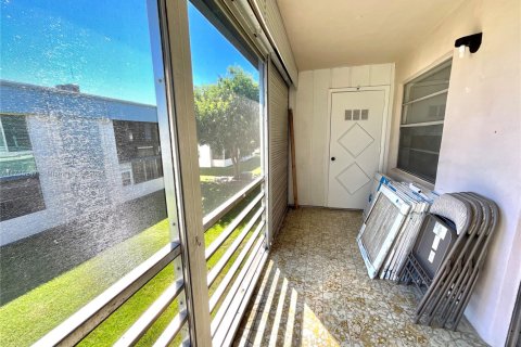 Copropriété à louer à Delray Beach, Floride: 2 chambres, 83.8 m2 № 1971151 - photo 21