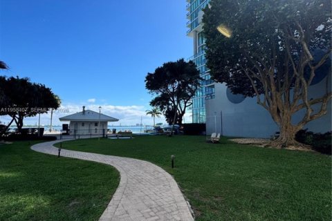 Copropriété à louer à Miami, Floride: 1 chambre, 81.75 m2 № 2022179 - photo 23