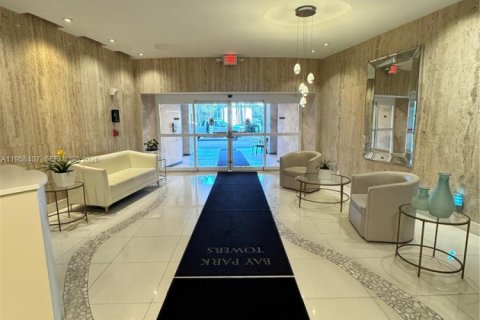 Copropriété à louer à Miami, Floride: 1 chambre, 81.75 m2 № 2022179 - photo 27